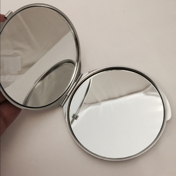 Silver Rhinestone Compact Mirror - Picture 4 of 4